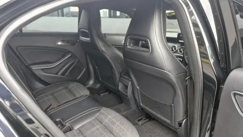 2014 Mercedes Benz A-Class 200 URBAN 2014 Mercedes Benz A-Class 200 URBAN