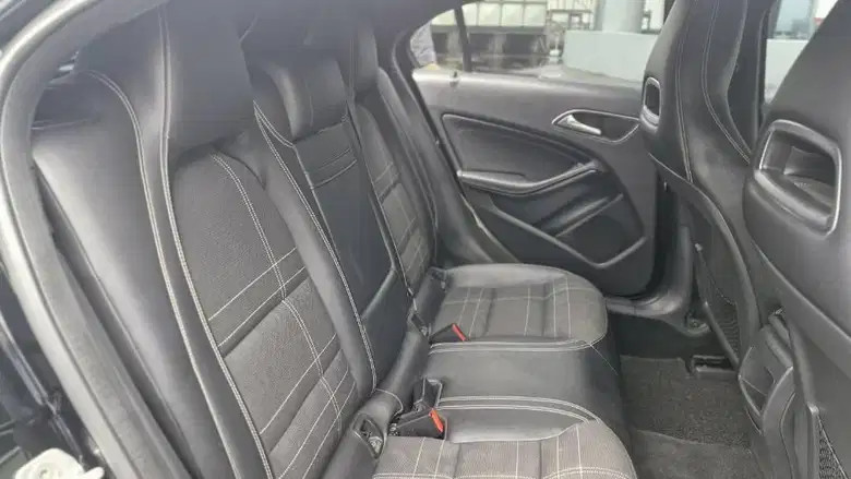 2014 Mercedes Benz A-Class 200 URBAN 2014 Mercedes Benz A-Class 200 URBAN