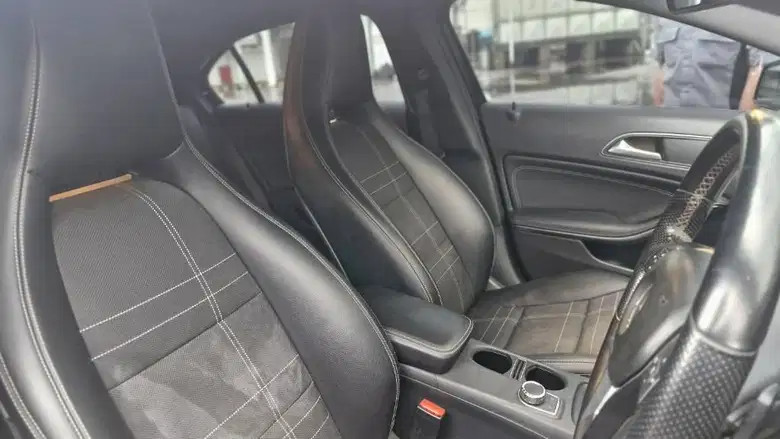 2014 Mercedes Benz A-Class 200 URBAN 2014 Mercedes Benz A-Class 200 URBAN