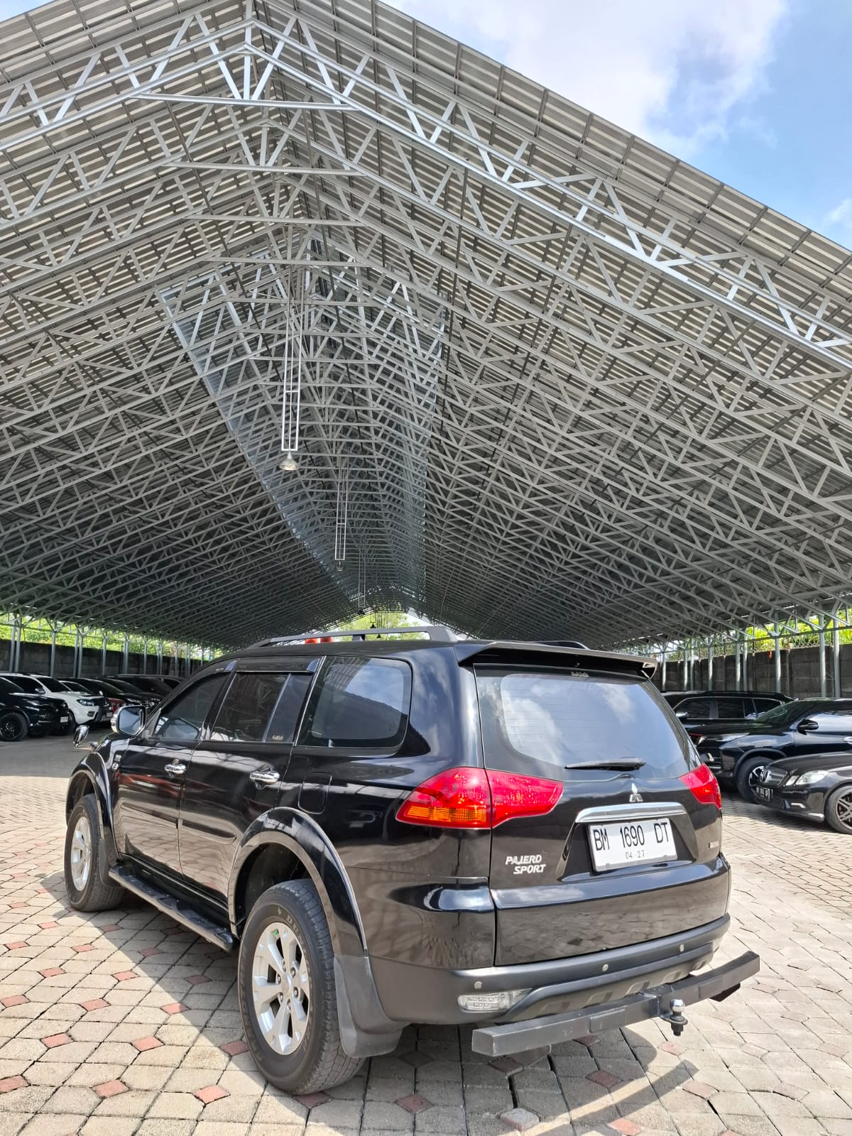 2012 Mitsubishi Pajero 2012 Mitsubishi Pajero