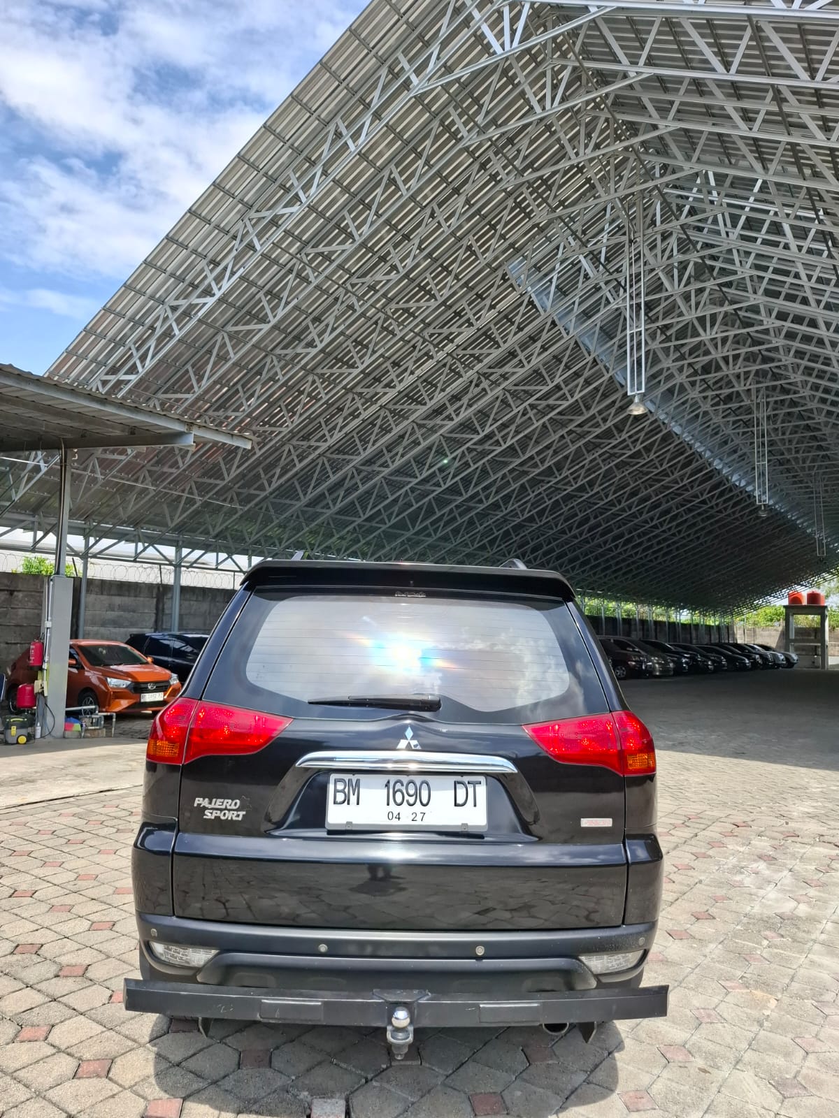 2012 Mitsubishi Pajero 2012 Mitsubishi Pajero