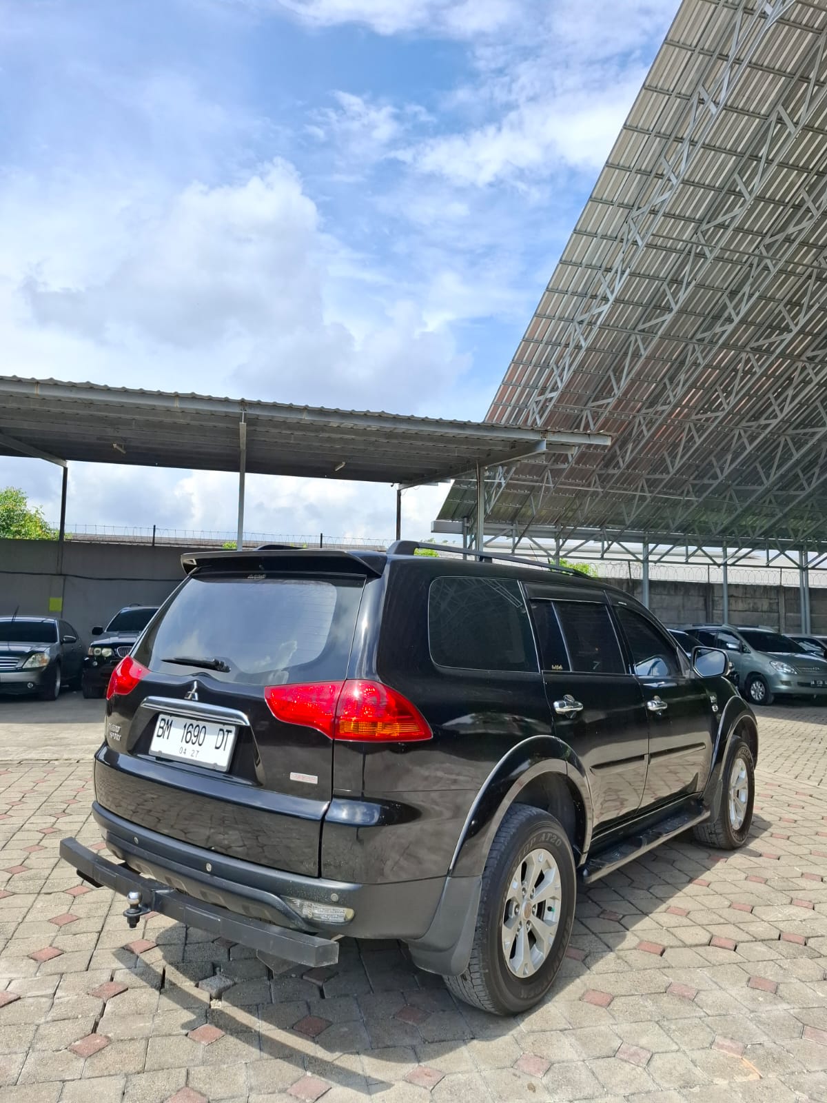 2012 Mitsubishi Pajero 2012 Mitsubishi Pajero