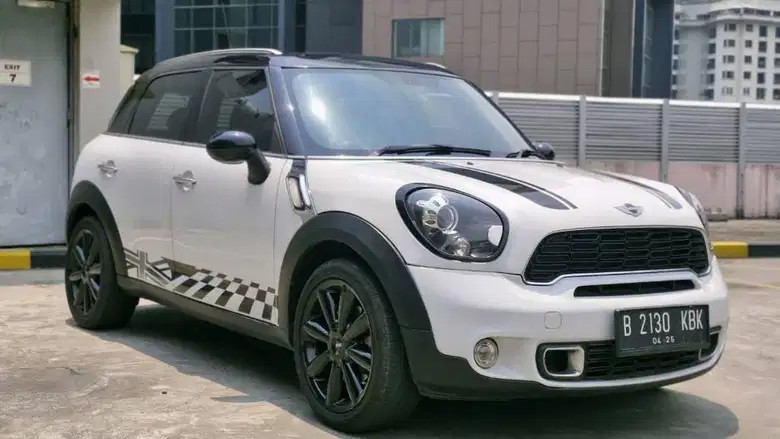 2011 MINI Cooper S Bekas 2011 MINI Cooper S Bekas