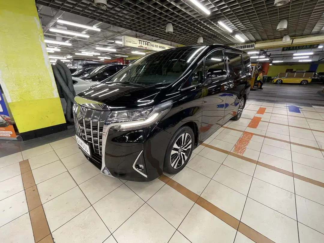 Second Hand 2021 Toyota Alphard Second Hand 2021 Toyota Alphard