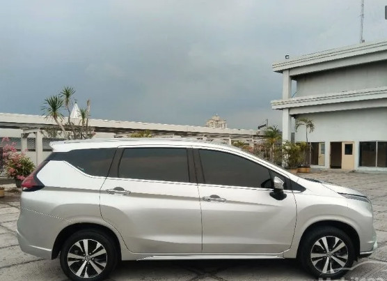 2019 Nissan Livina  VL AT 2019 Nissan Livina  VL AT