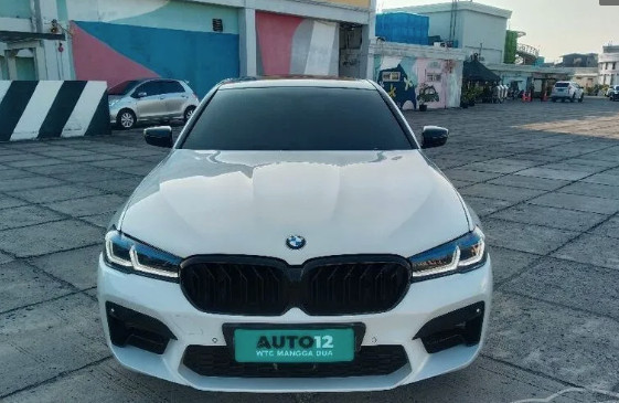 2018 BMW 5 Series Sedan Bekas 2018 BMW 5 Series Sedan Bekas