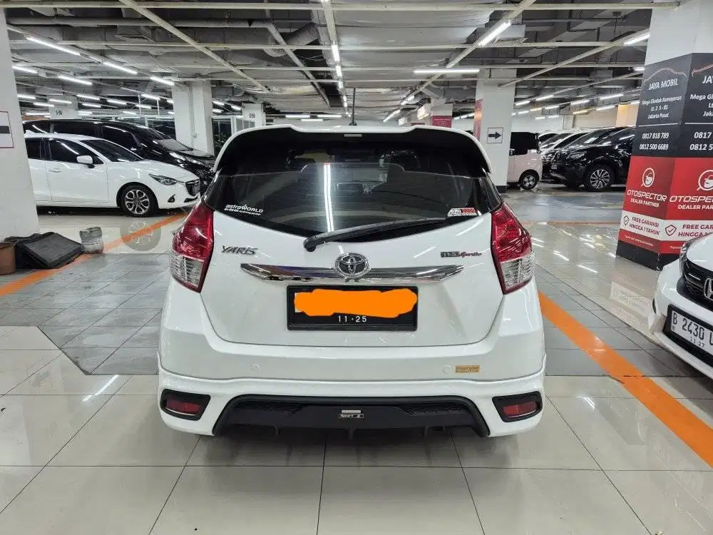 2015 Toyota Yaris TRD SPORTIVO 1.5L CVT 2015 Toyota Yaris TRD SPORTIVO 1.5L CVT
