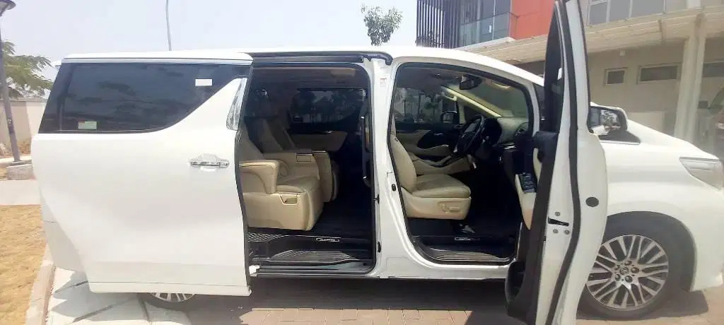 2017 Toyota Alphard 2017 Toyota Alphard