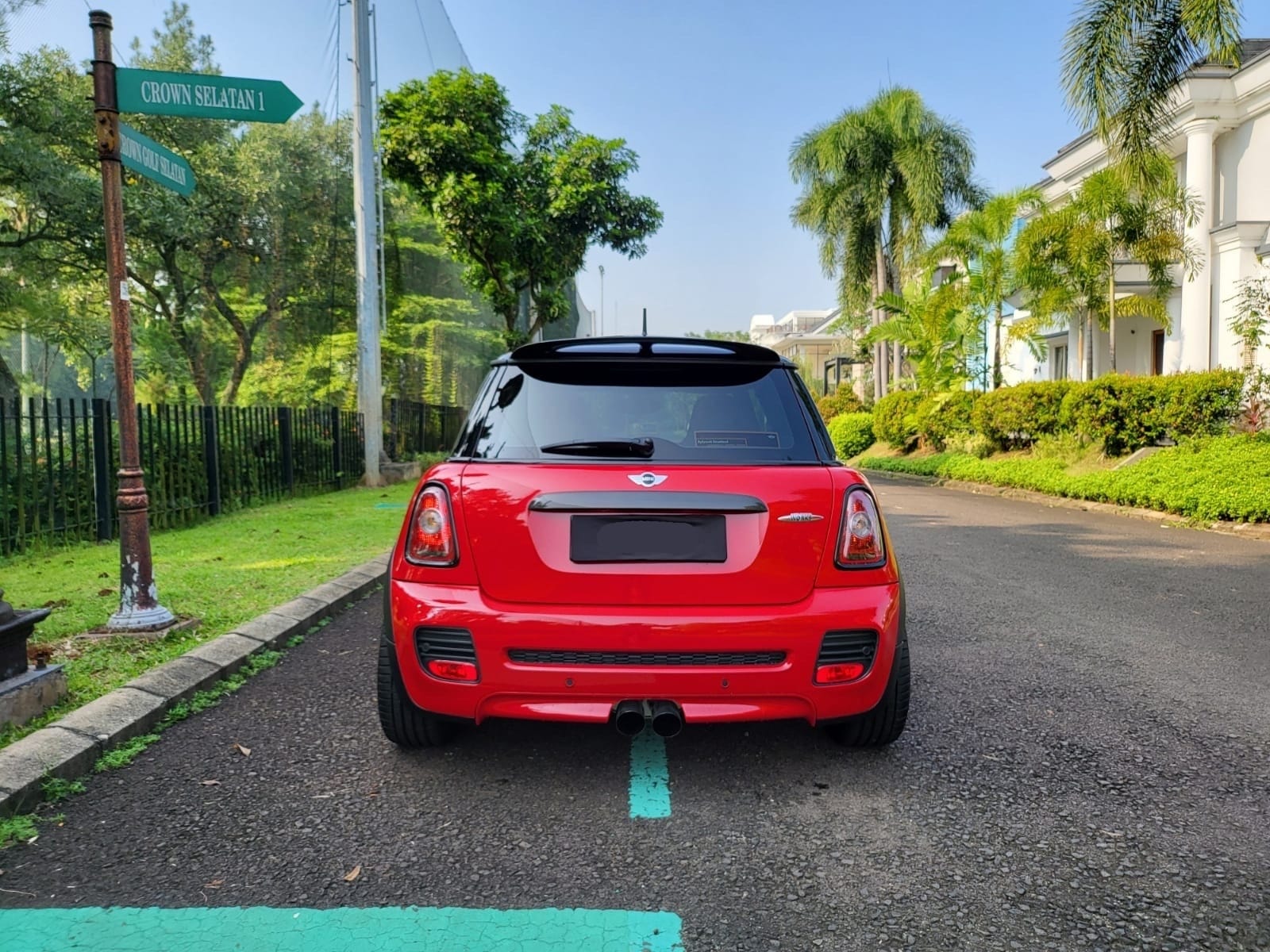 2009 MINI 3 Door John Cooper Works 2009 MINI 3 Door John Cooper Works