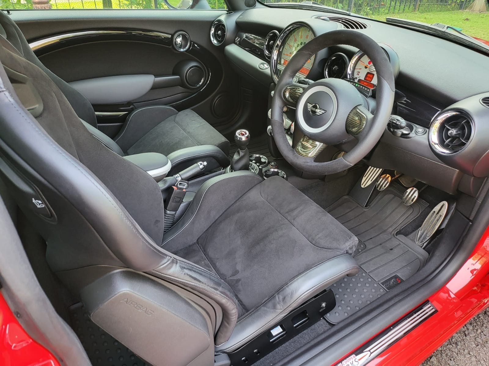 2009 MINI 3 Door John Cooper Works 2009 MINI 3 Door John Cooper Works