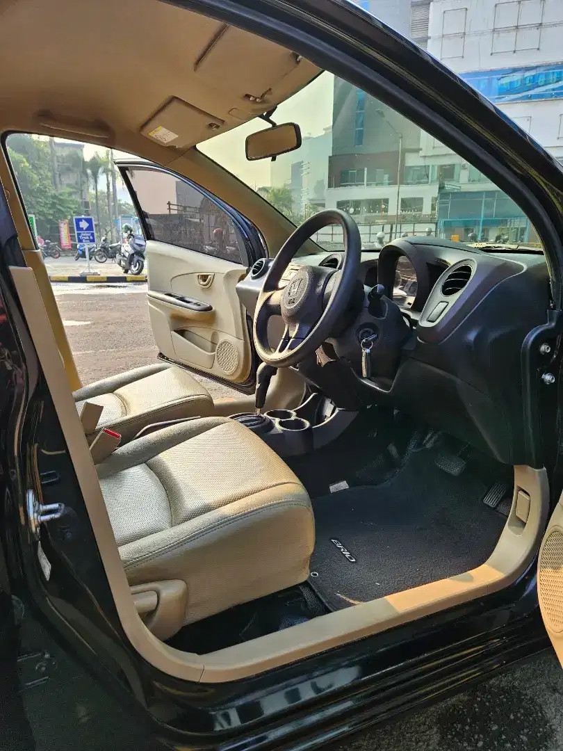 2014 Honda Brio 2014 Honda Brio