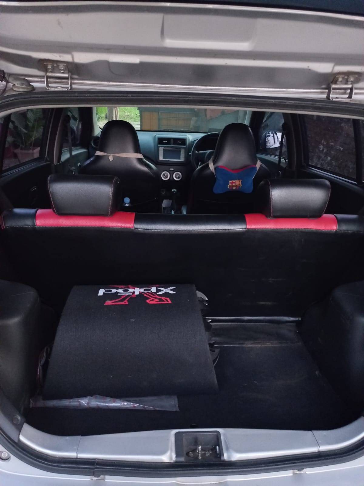 2013 Daihatsu Ayla 2013 Daihatsu Ayla