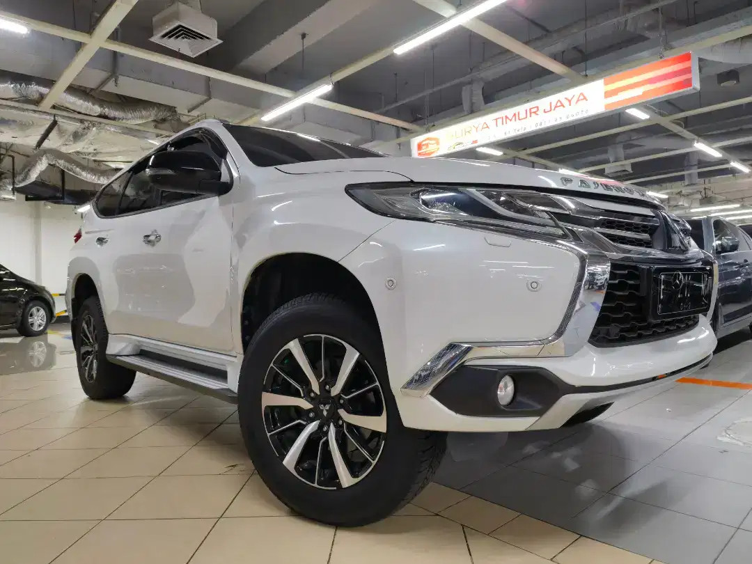 2019 Mitsubishi Pajero Sport  Dakar 4x2 Ultimate 2019 Mitsubishi Pajero Sport  Dakar 4x2 Ultimate