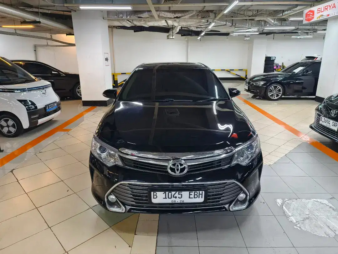 2016 Toyota Camry 2.5 V AT Bekas 2016 Toyota Camry 2.5 V AT Bekas