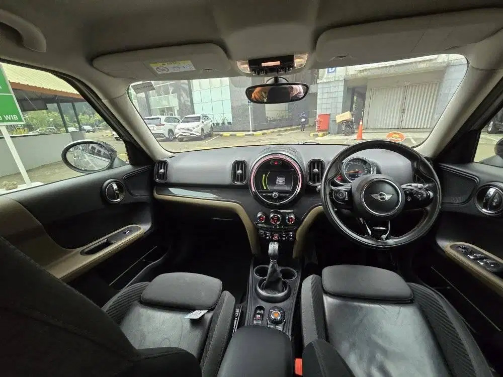 2017 MINI Countryman 2017 MINI Countryman