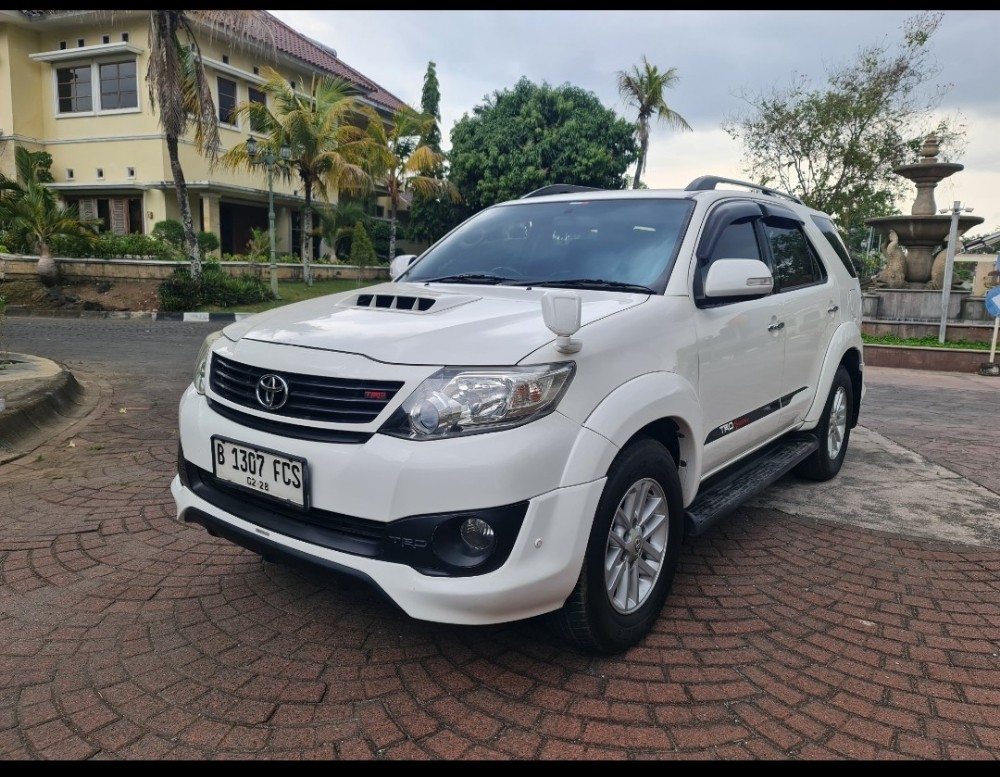 2013 Toyota Fortuner  2.5L G VNT TRD Diesel AT