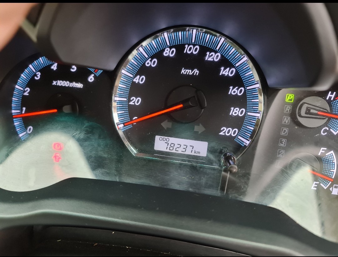 2013 Toyota Fortuner  2.5L G VNT TRD Diesel AT 2013 Toyota Fortuner  2.5L G VNT TRD Diesel AT