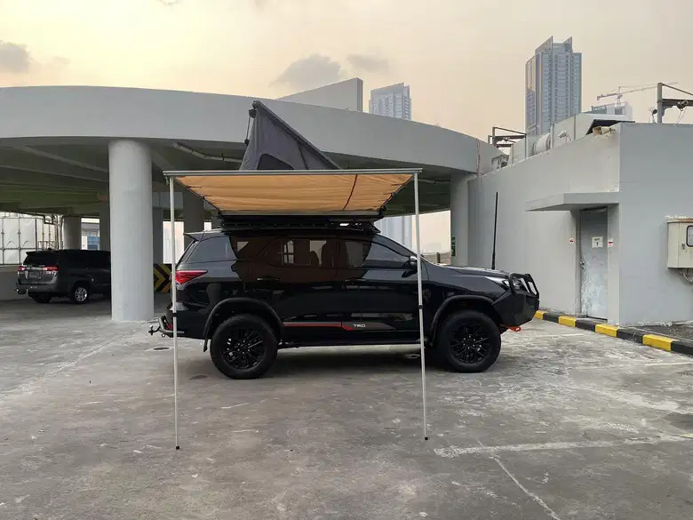 2018 Toyota Fortuner VRZ 4X2 TRD 2.4L AT 2018 Toyota Fortuner VRZ 4X2 TRD 2.4L AT