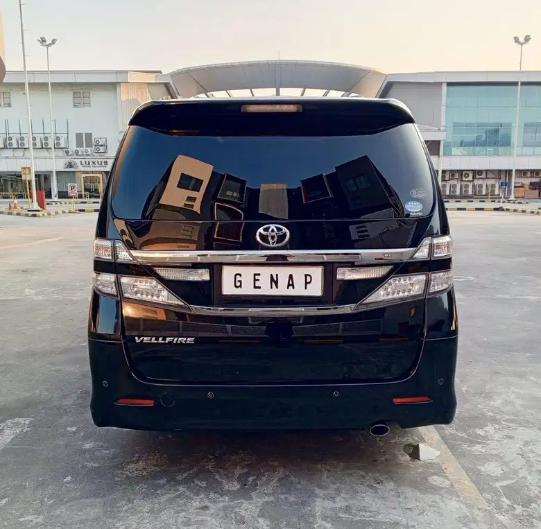 2013 Toyota Vellfire 2013 Toyota Vellfire