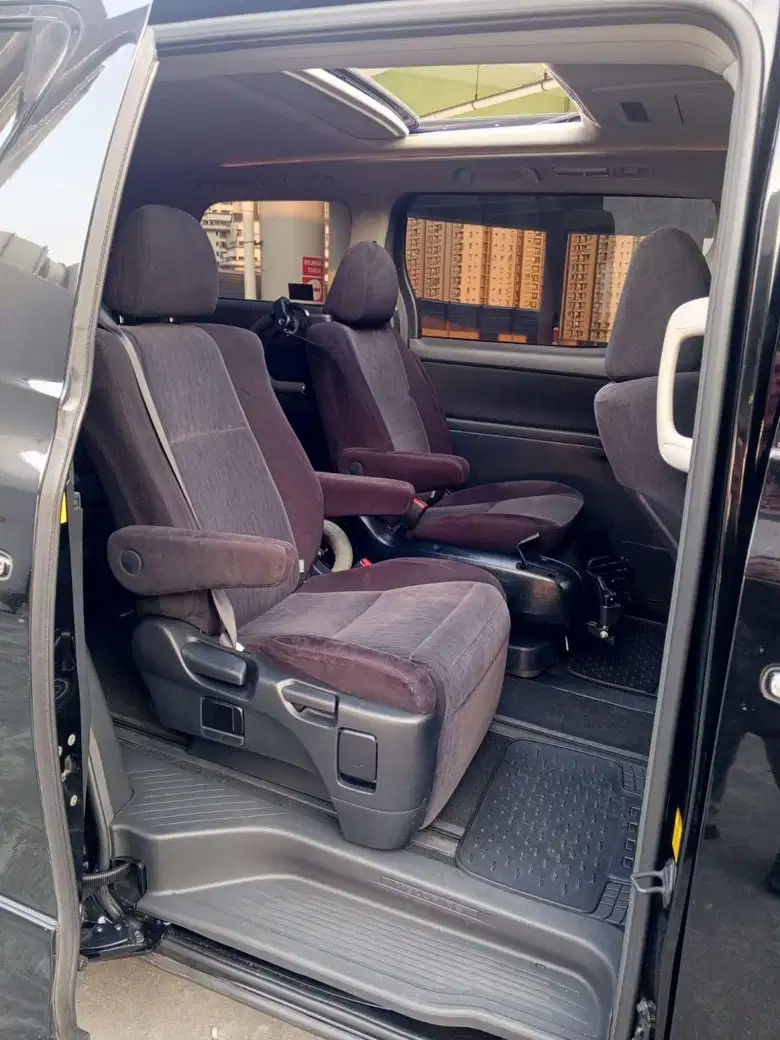 2013 Toyota Vellfire 2013 Toyota Vellfire