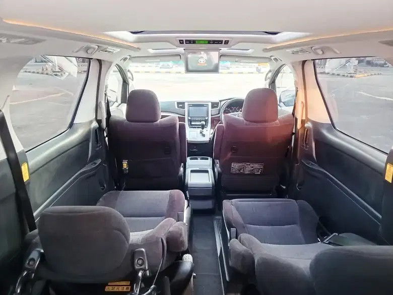 2013 Toyota Vellfire 2013 Toyota Vellfire