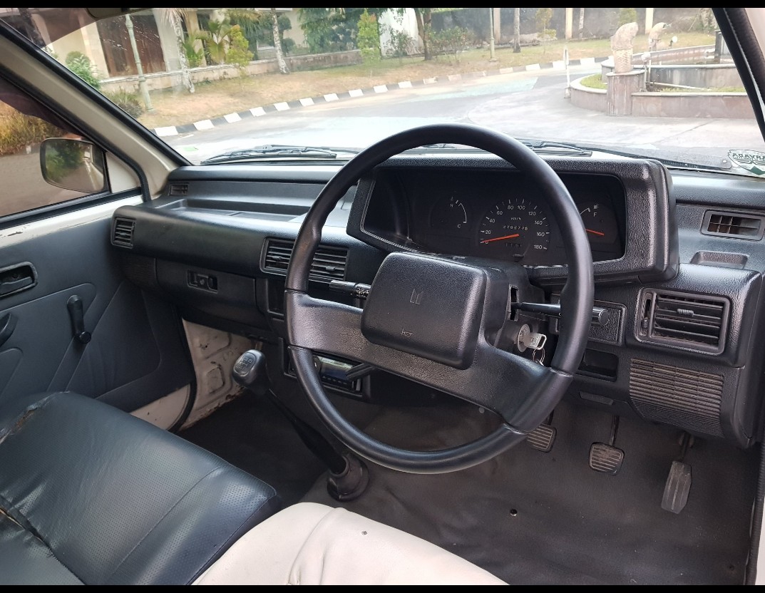 2012 Isuzu Panther 2.5 TURBO M/T PICK UP 2012 Isuzu Panther 2.5 TURBO M/T PICK UP