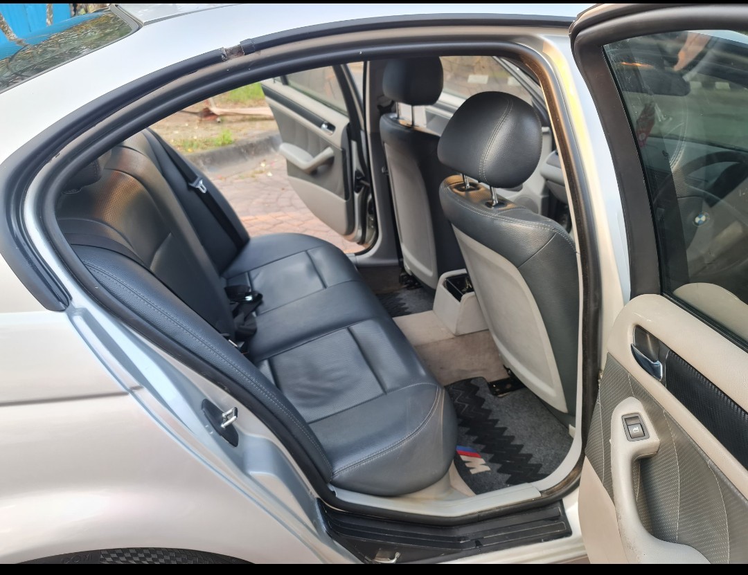 1999 BMW 3 Series Sedan  318iAt 1999 BMW 3 Series Sedan  318iAt