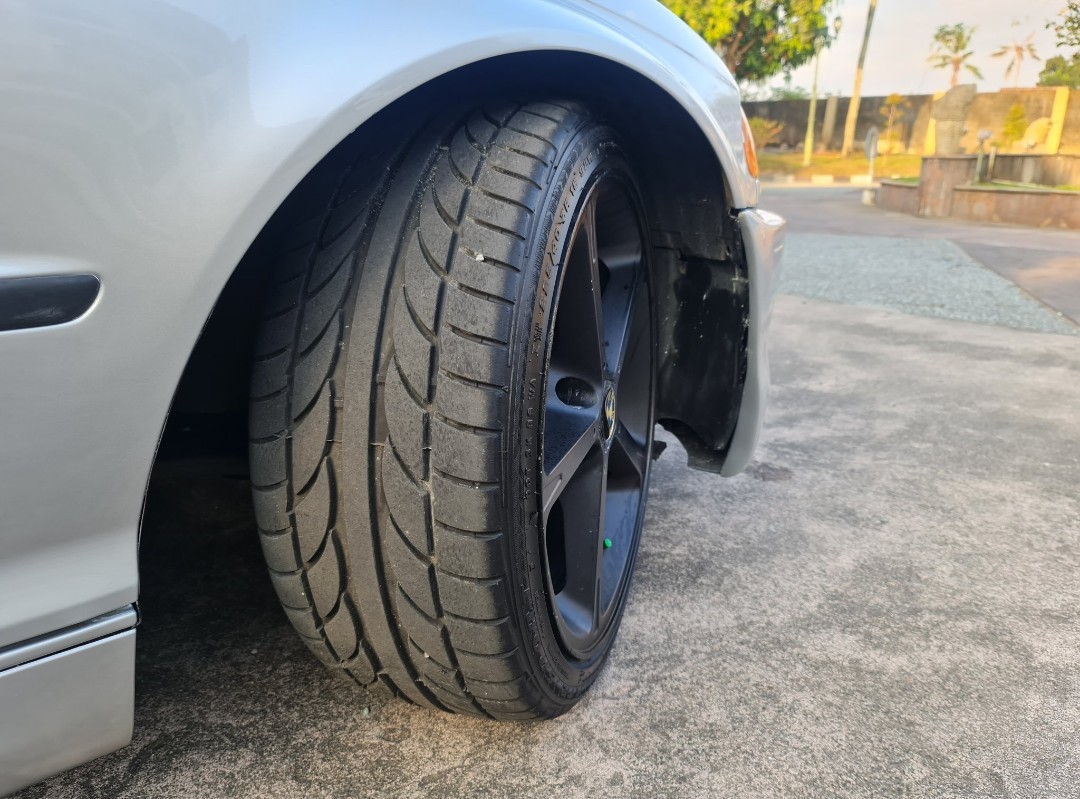 1999 BMW 3 Series Sedan  318iAt 1999 BMW 3 Series Sedan  318iAt