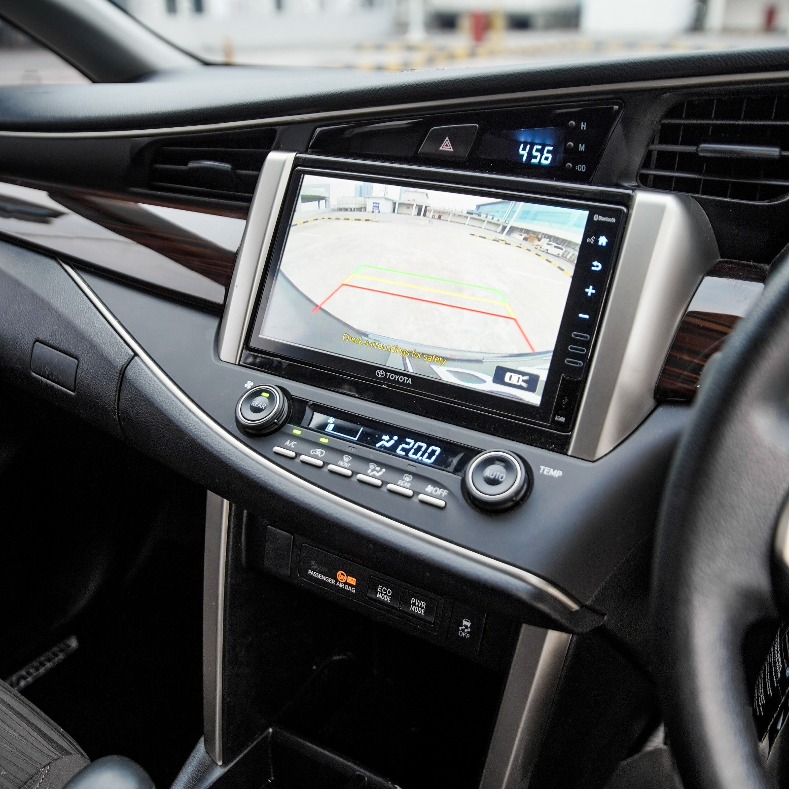 2022 Toyota Innova 2022 Toyota Innova