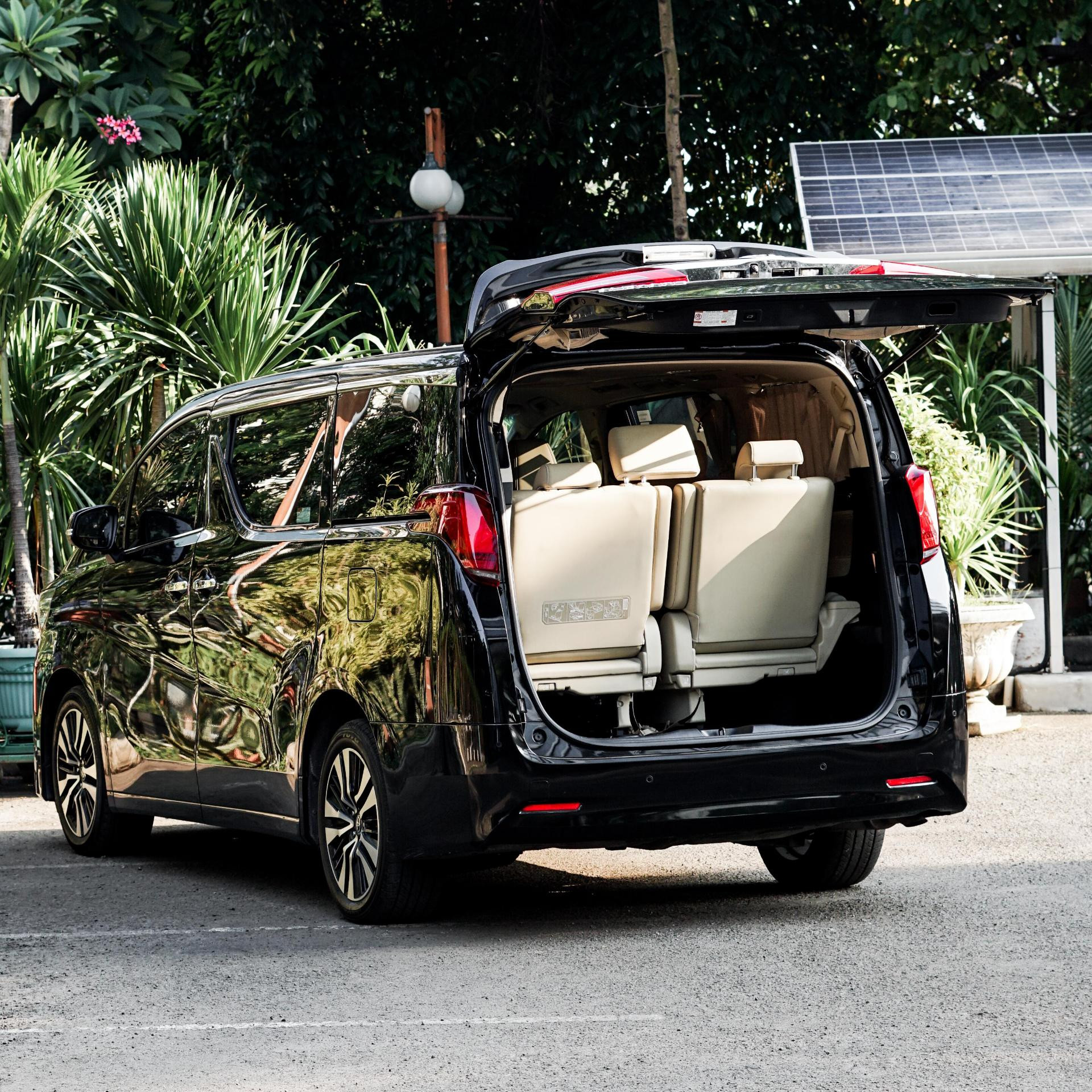 2020 Toyota Alphard 2020 Toyota Alphard