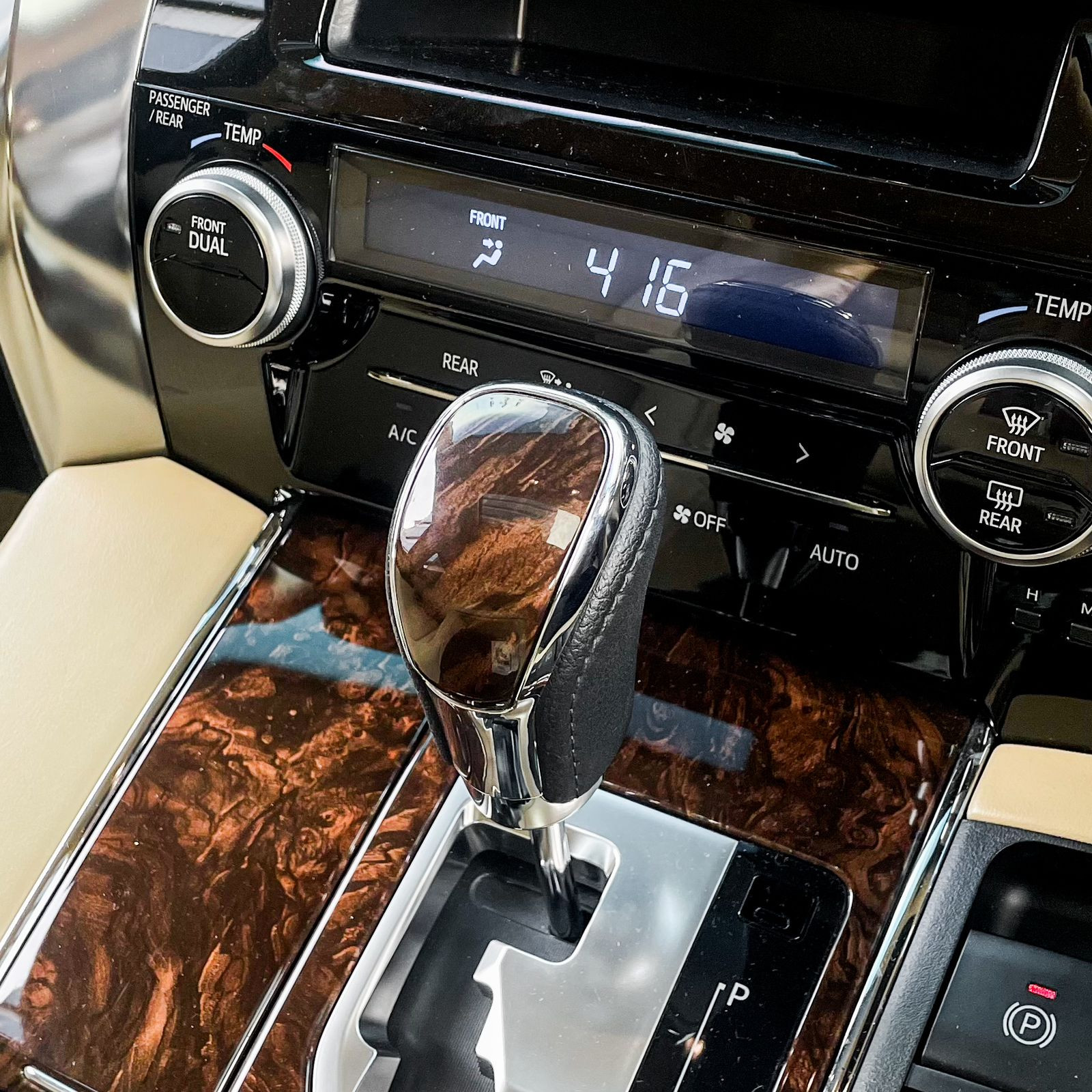 2020 Toyota Alphard 2020 Toyota Alphard