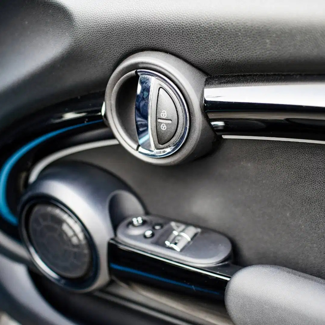 2021 MINI 3 Door Cooper 2021 MINI 3 Door Cooper