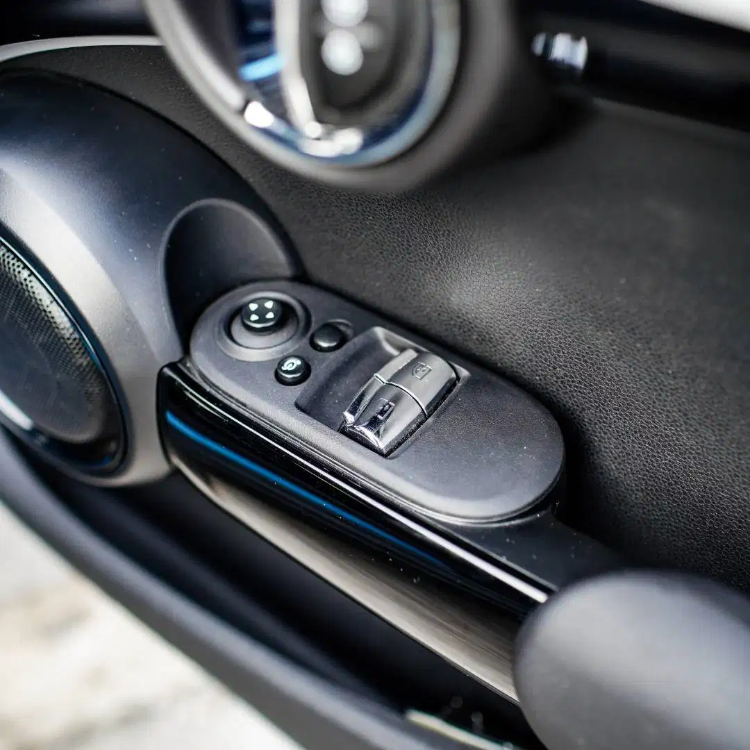 2021 MINI 3 Door Cooper 2021 MINI 3 Door Cooper