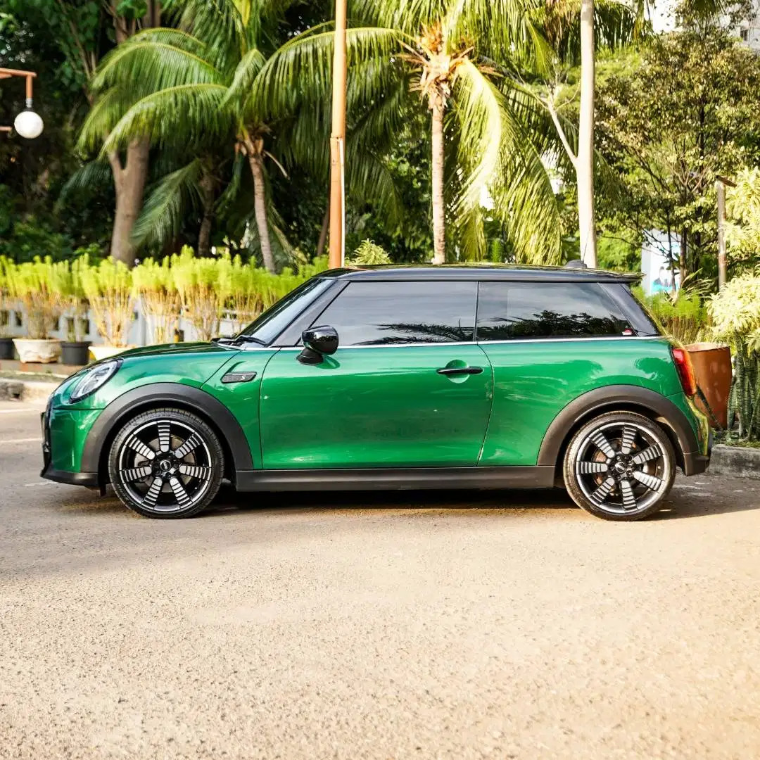 2021 MINI 3 Door Cooper 2021 MINI 3 Door Cooper