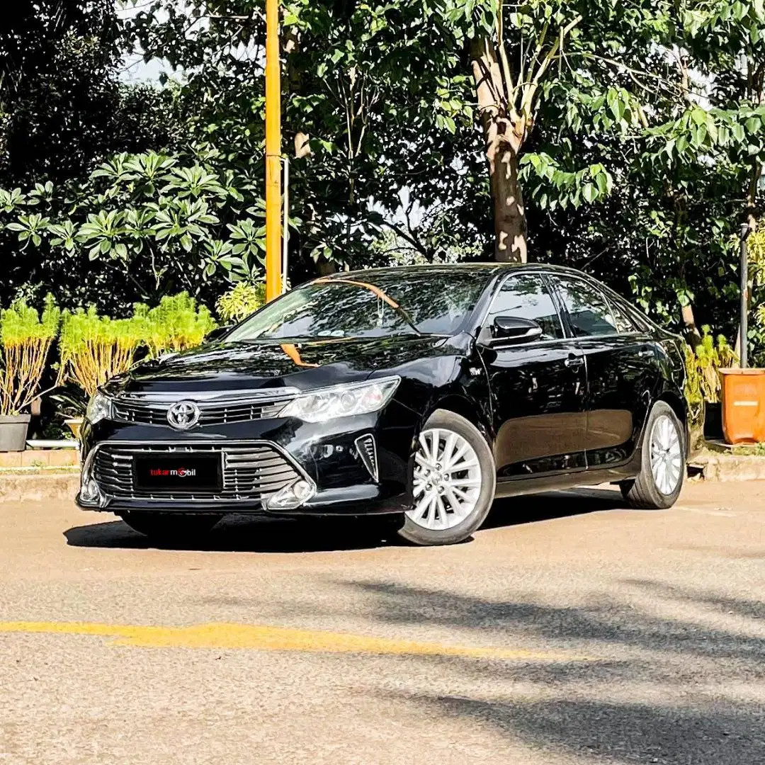 2016 Toyota Camry 2.5 V AT Bekas 2016 Toyota Camry 2.5 V AT Bekas