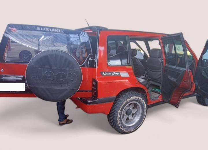 2000 Suzuki Escudo 2000 Suzuki Escudo