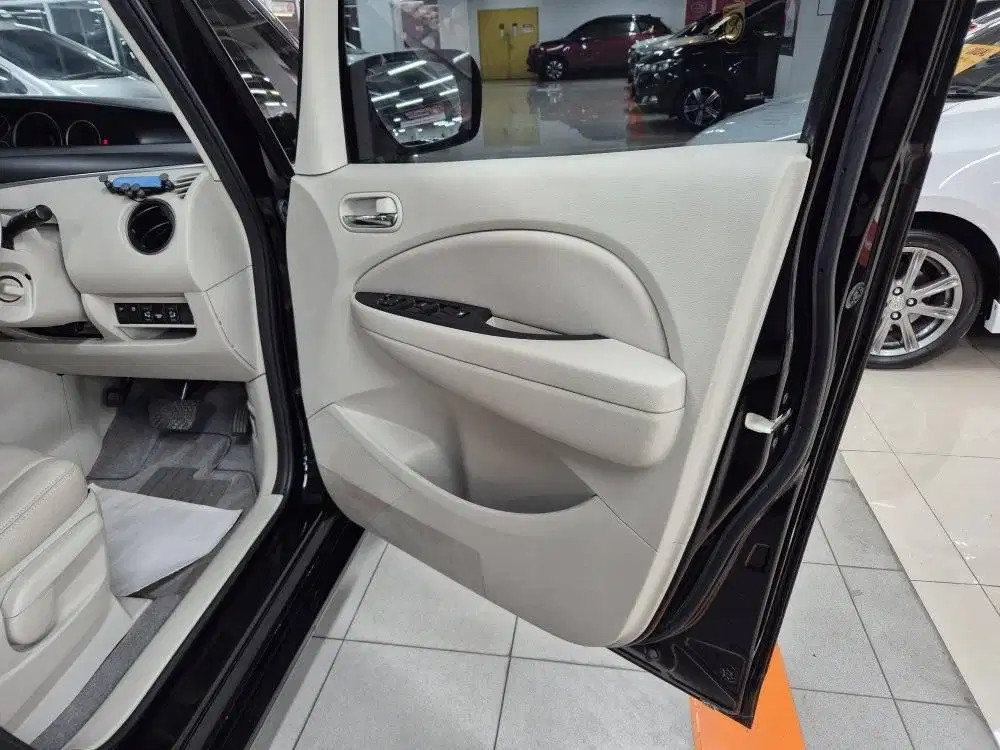 2015 Mazda Biante 2015 Mazda Biante