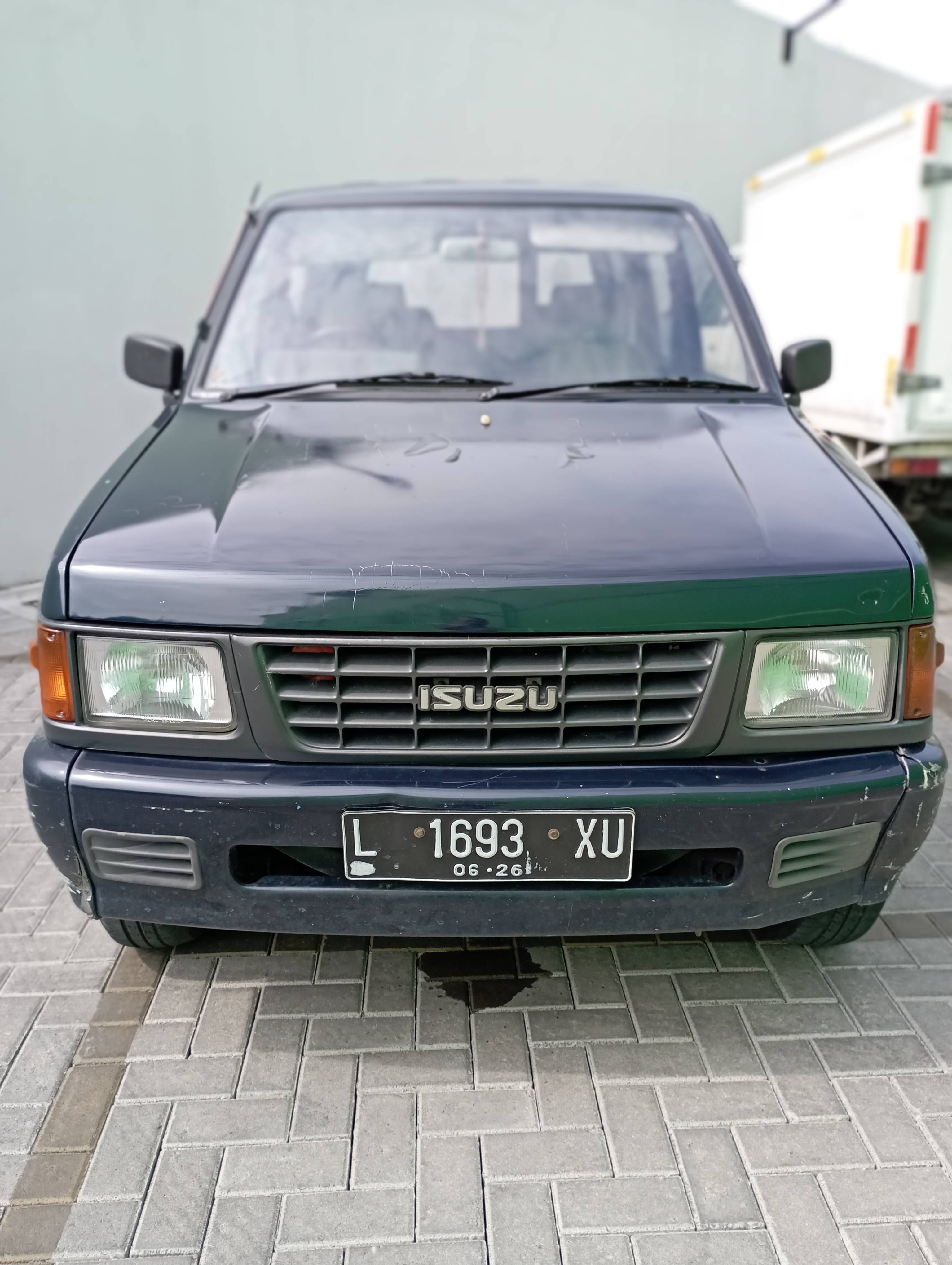 2000 Isuzu Panther Bekas 2000 Isuzu Panther Bekas