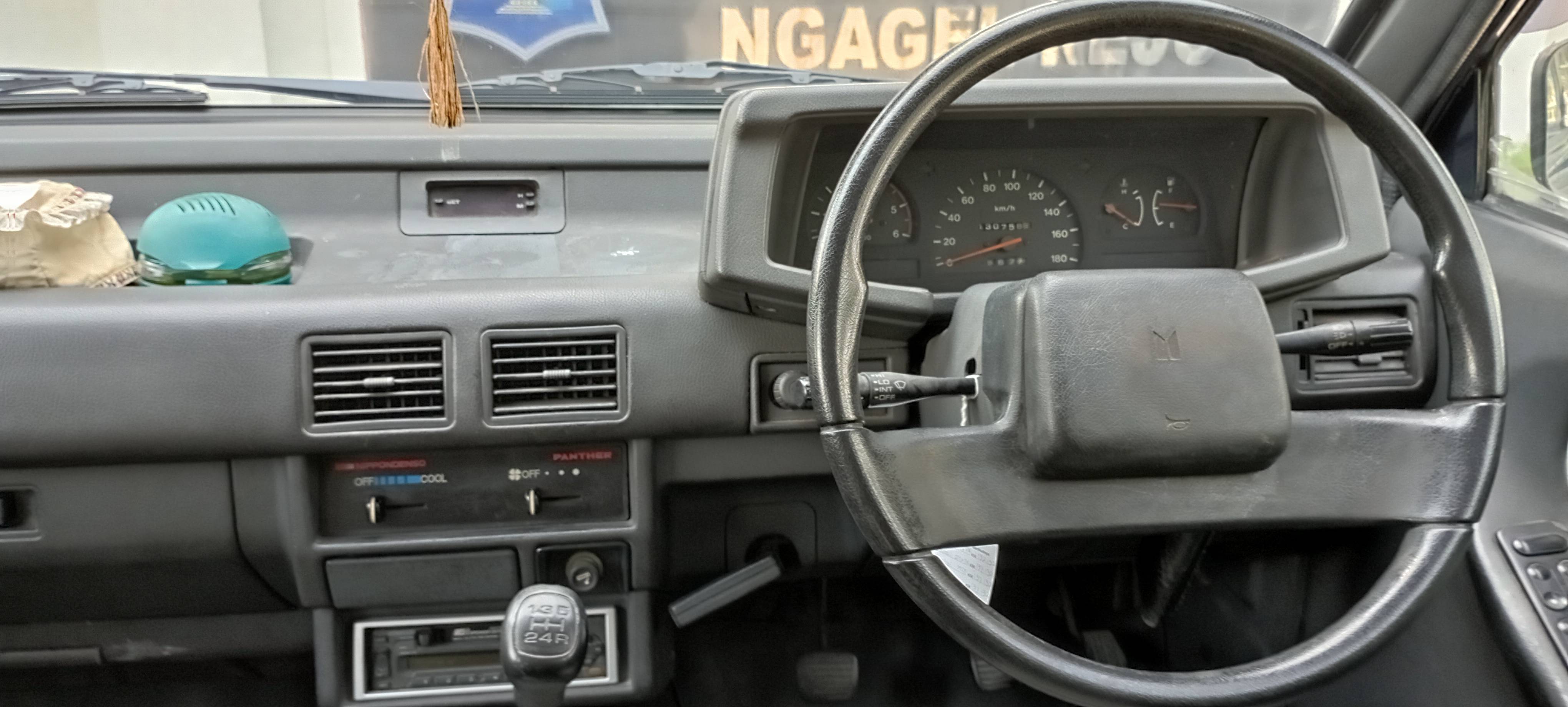 2000 Isuzu Panther 2000 Isuzu Panther