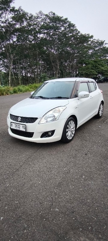 2015 Suzuki Swift