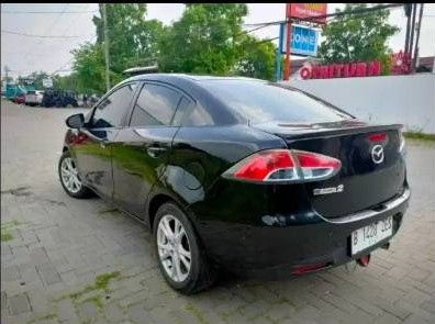 2010 Mazda 2 Sedan  R 1.5 AT 2010 Mazda 2 Sedan  R 1.5 AT