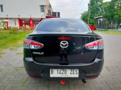 2010 Mazda 2 Sedan  R 1.5 AT 2010 Mazda 2 Sedan  R 1.5 AT