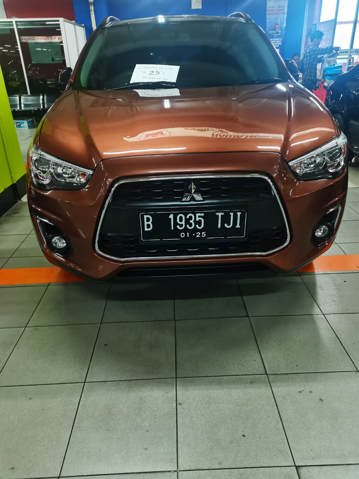 2014 Mitsubishi Outlander Sport Bekas 2014 Mitsubishi Outlander Sport Bekas