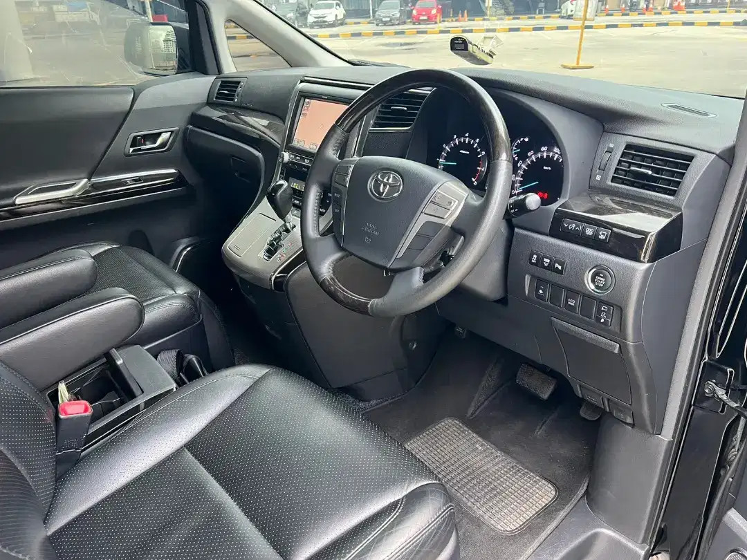 2014 Toyota Vellfire 2014 Toyota Vellfire