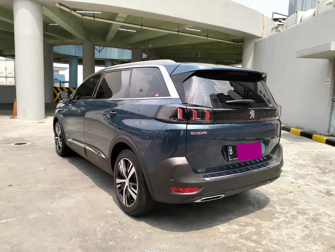 2022 Peugeot 5008 2022 Peugeot 5008