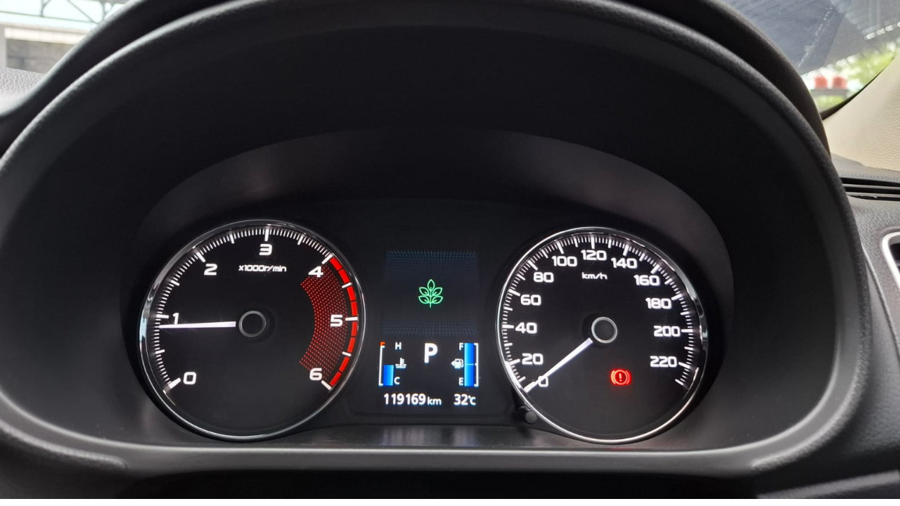 2017 Mitsubishi Pajero Sport 2017 Mitsubishi Pajero Sport