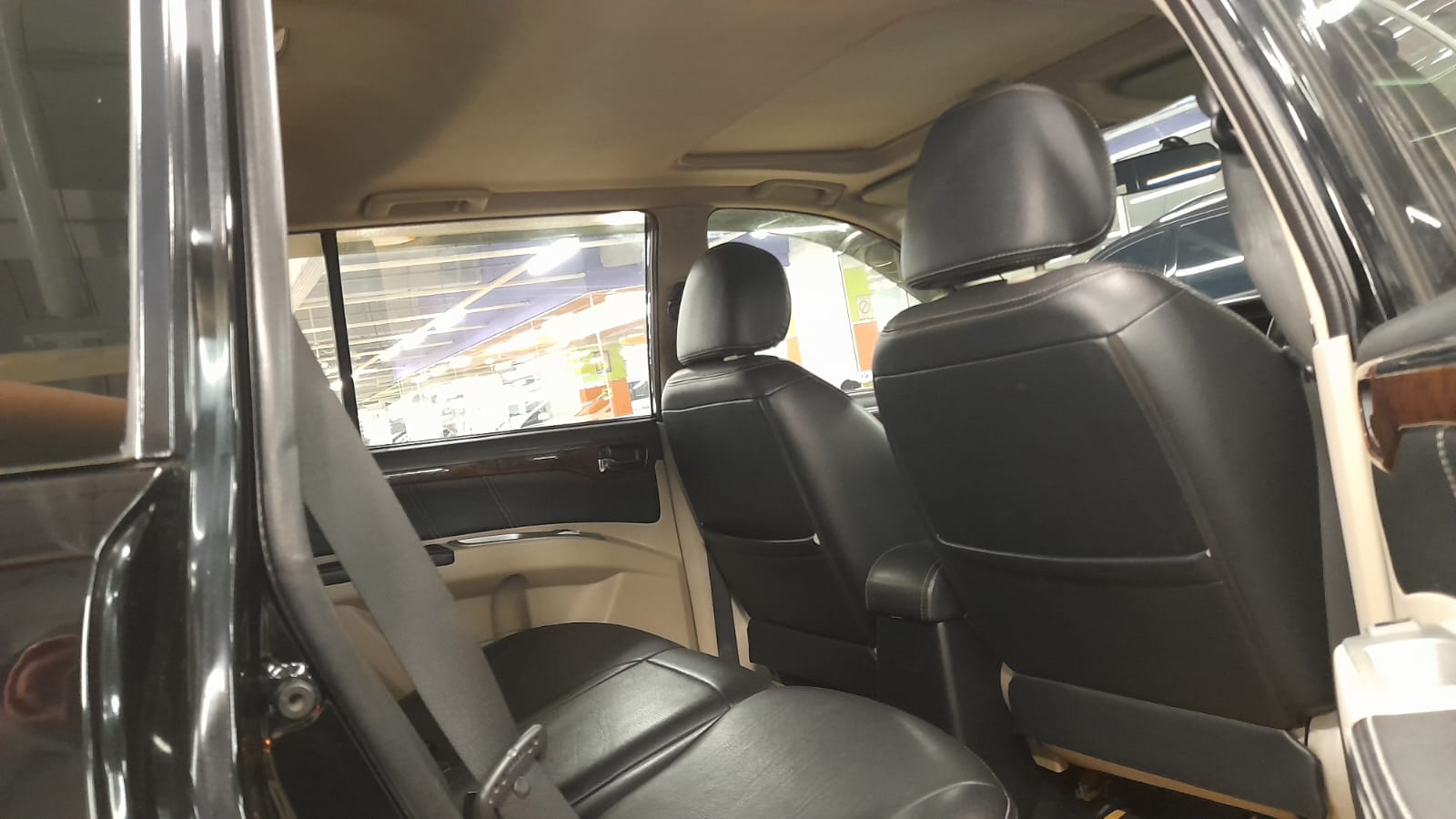 2011 Mitsubishi Pajero Sport  2011 Mitsubishi Pajero Sport