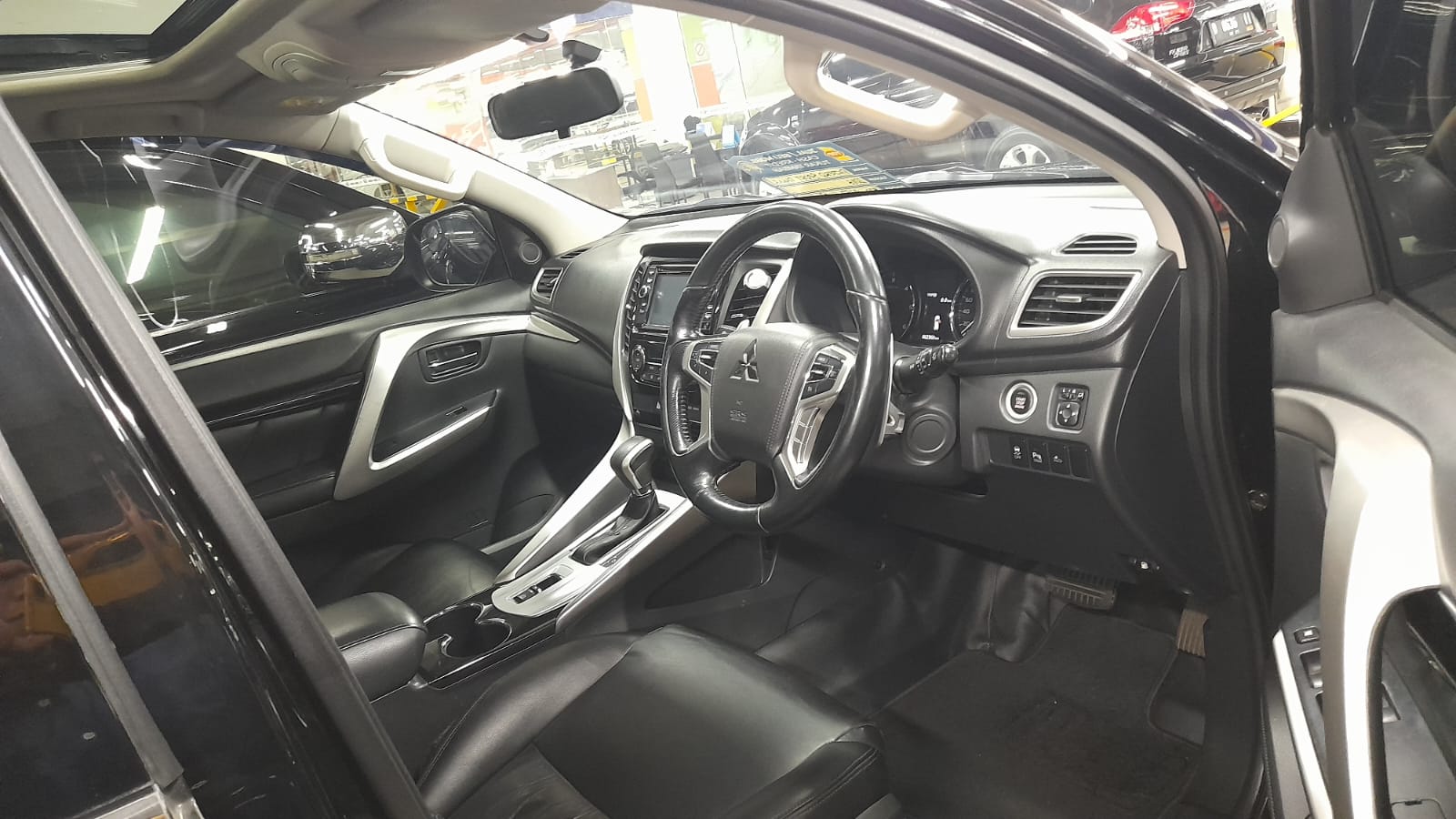 2018 Mitsubishi Pajero 2018 Mitsubishi Pajero