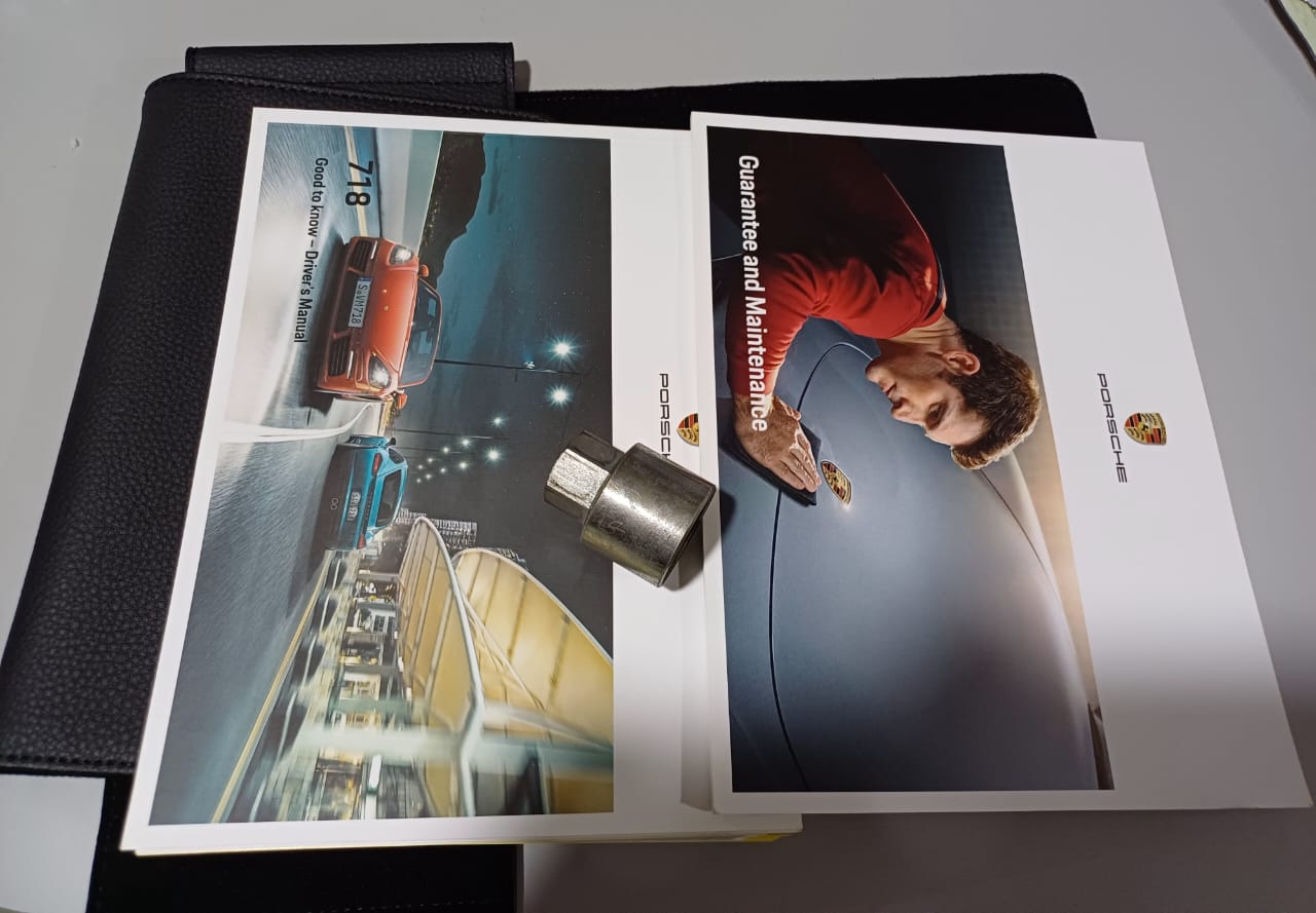 2023 Porsche 718 Boxter S Manual 2023 Porsche 718 Boxter S Manual