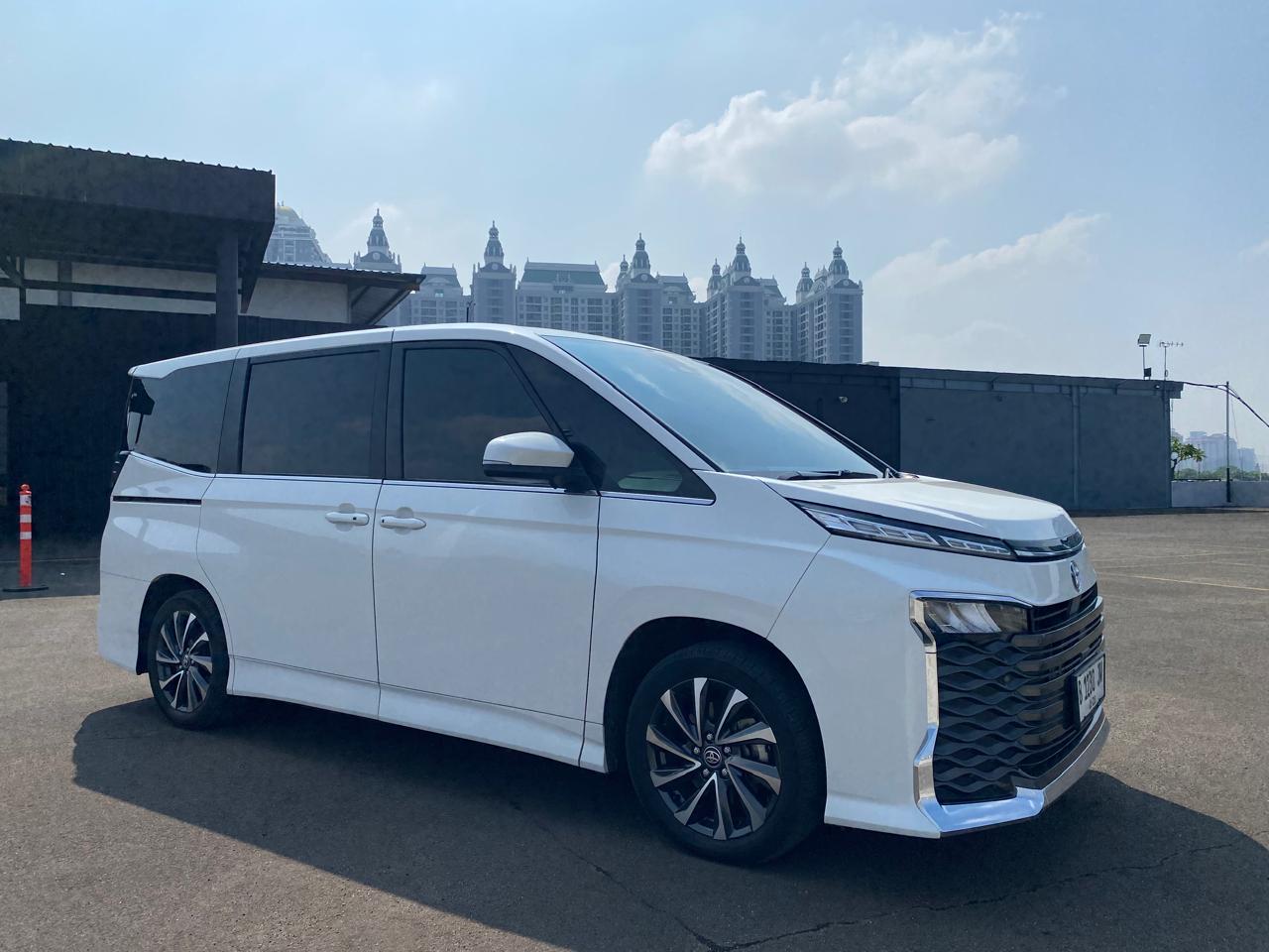 2023 Toyota Voxy 2023 Toyota Voxy